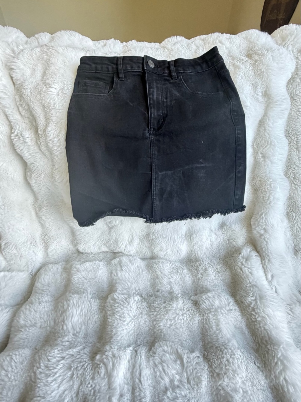 JR Garage Black Denim Mini Skirt Raw Frayed Hem ✨ Y2K Grunge SP (Junior)
